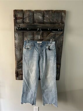 Women's We the Free Light Blue Cropped Raw Cuff Jeans - Casual Straight Crop